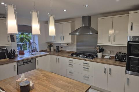 4 bedroom detached house for sale, Rose Tree Close, Moulton, NN3 7SU