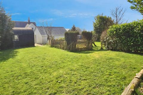 5 bedroom detached bungalow for sale, Rhydargaeau Road, Carmarthen SA32