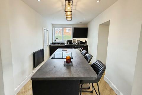 undefined, Kelvin Road, Swansea SA6