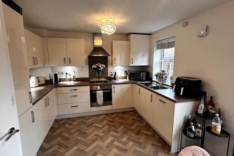 undefined, Ridge Lane, Birkenshaw, Bradford, West Yorkshire, BD11