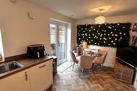 undefined, Ridge Lane, Birkenshaw, Bradford, West Yorkshire, BD11