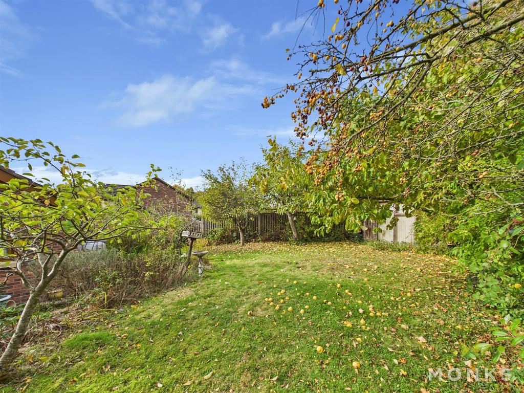 CAM01420 G0-PR0796-STILL018.jpg