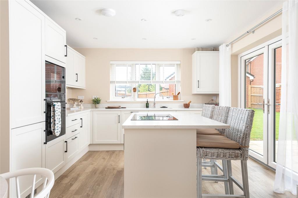 Kitchen/Breakfast Rm