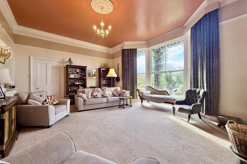 undefined, Marine Terrace, Waterloo L22