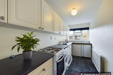 1 bedroom maisonette to rent, Standale Grove, Ruislip, HA4