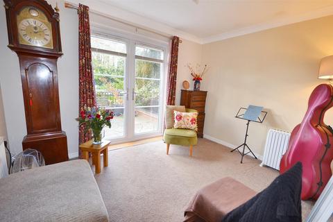 4 bedroom detached house for sale, Rudyard Close, Stone