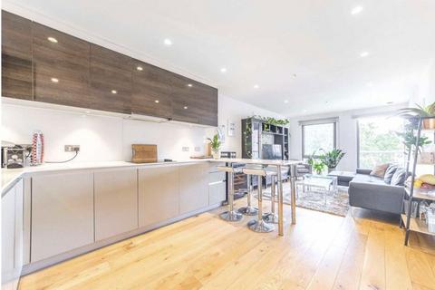 2 bedroom flat for sale, Rathbone Market, London E16