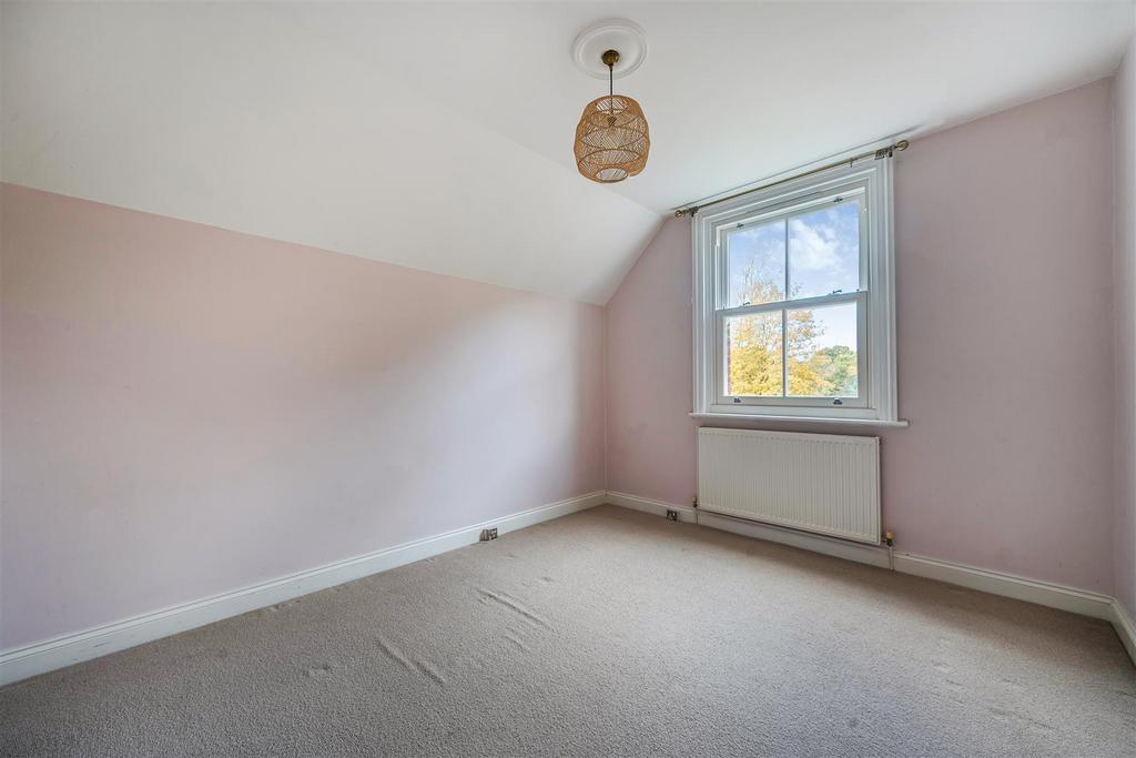 Bedroom 2.jpg