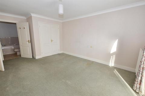 2 bedroom apartment for sale, Colne Road, Cromer