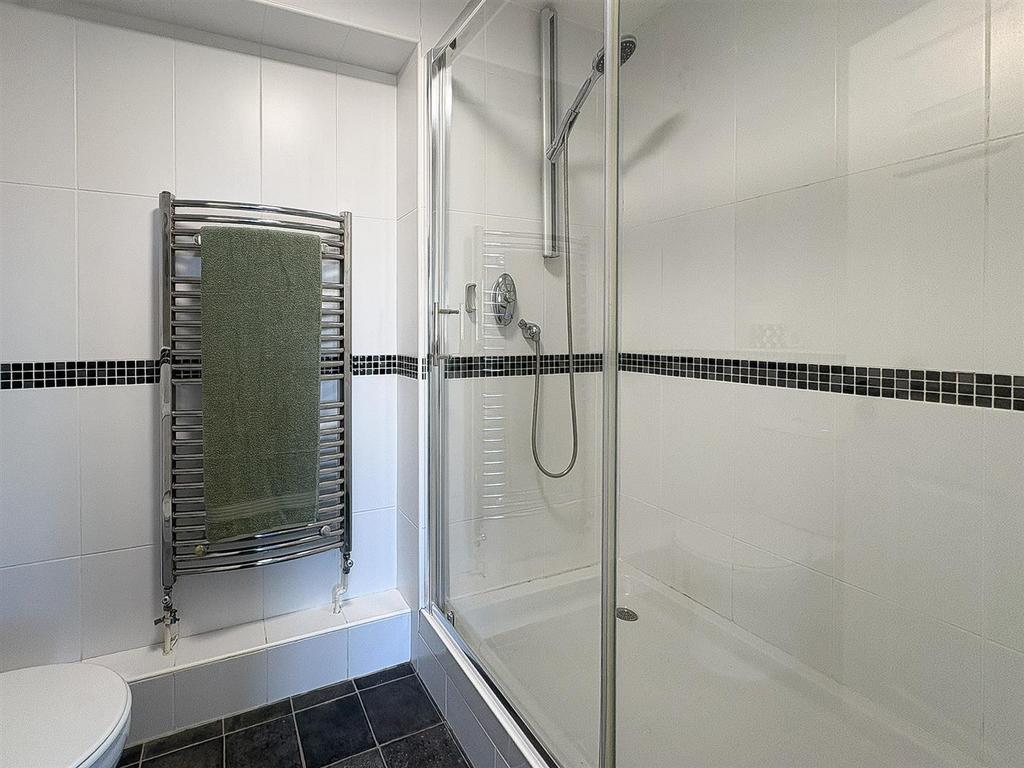 Ensuite-2.jpg