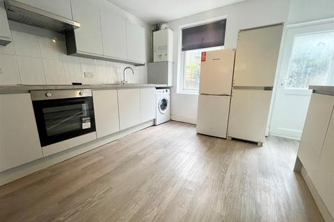4 bedroom house share to rent, St Mary Magdalene Street, Brighton