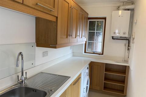 4 bedroom detached house to rent, Lanesfield Park, Evesham