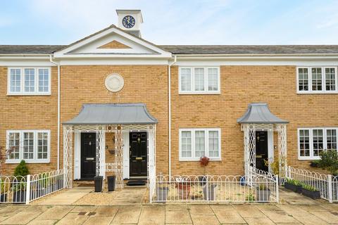 Aspen Square, Weybridge, KT13