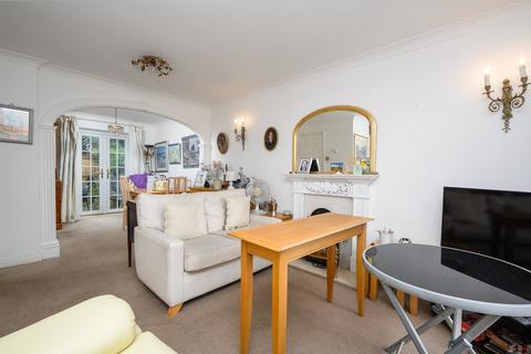 undefined, Aspen Square, Weybridge, KT13