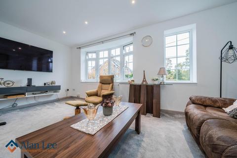 undefined, Hazlemere Avenue, Macclesfield, SK11 8LZ