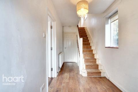 Breakspear Road, Ruislip