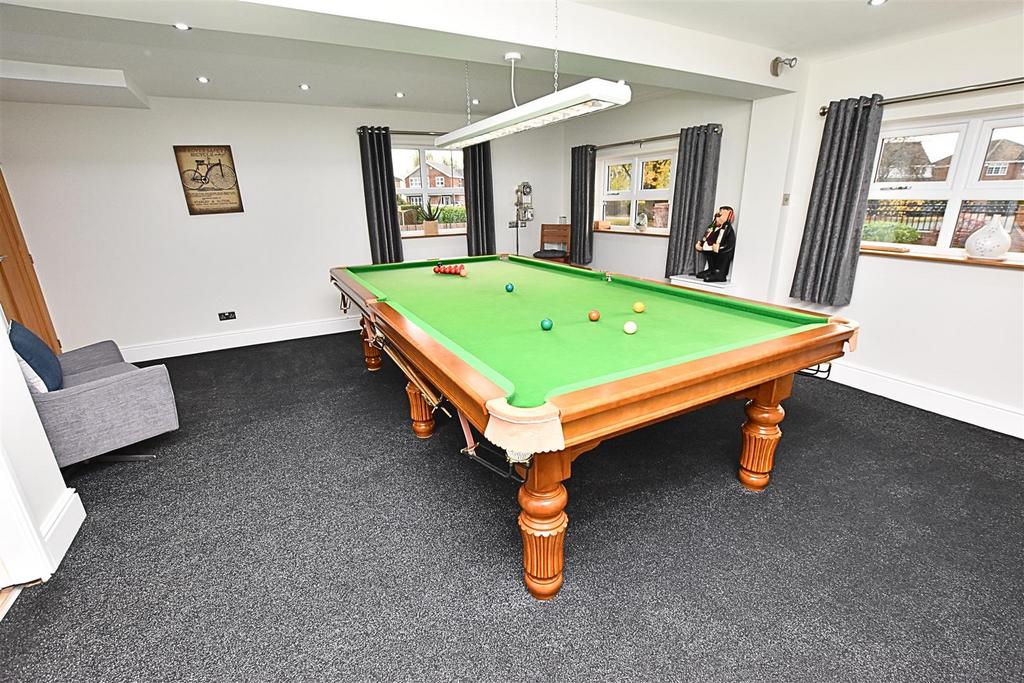 Snooker room