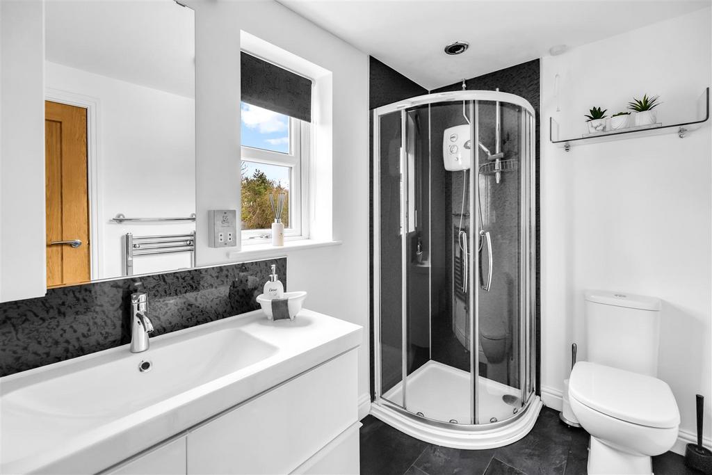 En suite shower room