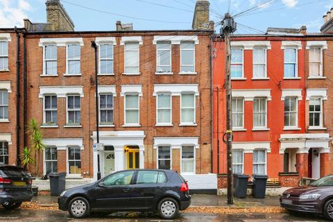 2 bedroom flat for sale, Northlands Street, London, SE5
