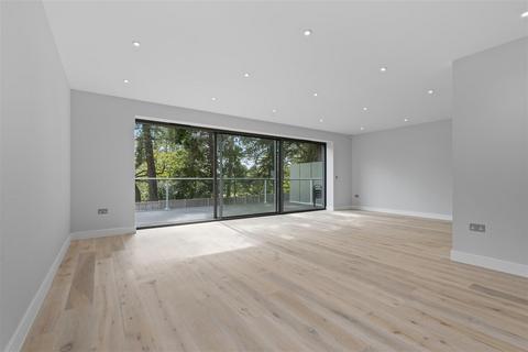 4 bedroom detached house for sale, Tekels Park, Camberley GU15