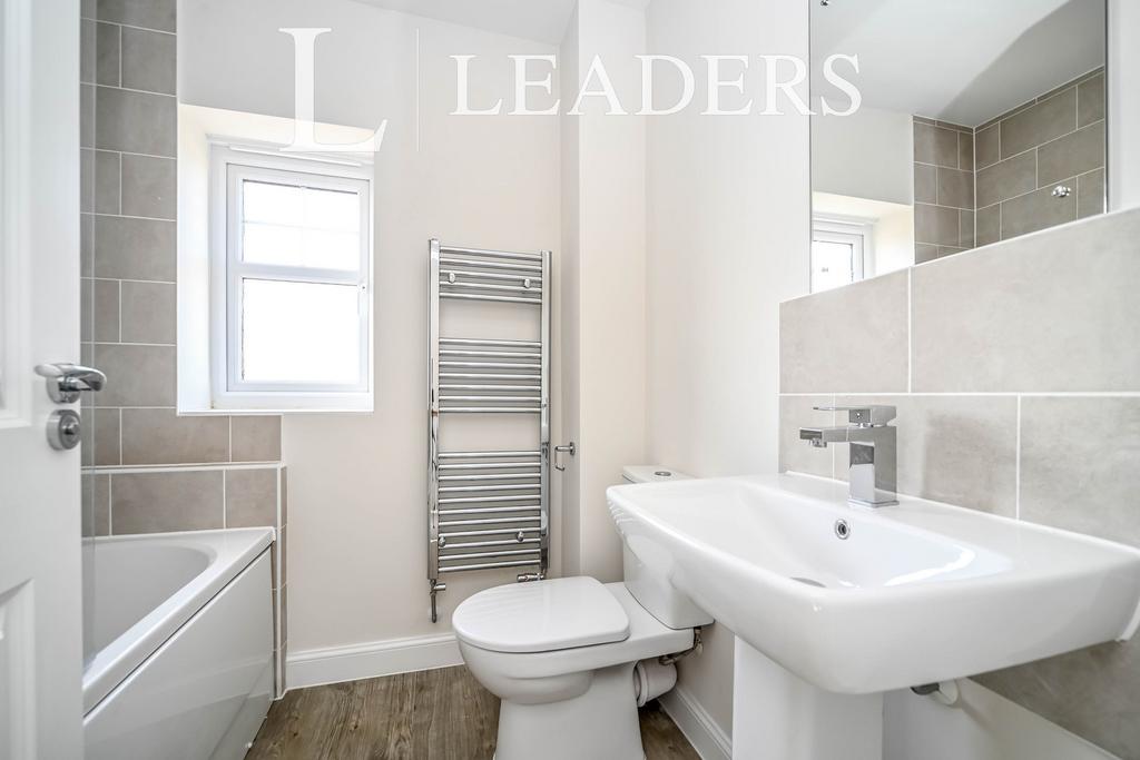 46 Willowsway Road