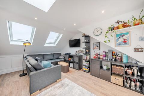1 bedroom apartment for sale, Beeches Road, London SW17