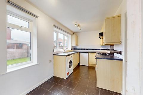 2 bedroom semi-detached house to rent, Lanesfield, Radbrook, Shrewsbury