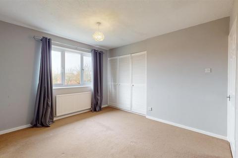 2 bedroom semi-detached house to rent, Lanesfield, Radbrook, Shrewsbury