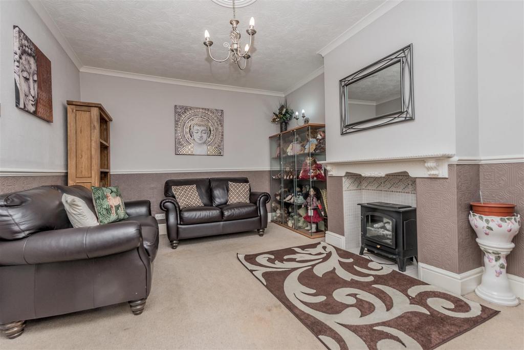 Living Room: