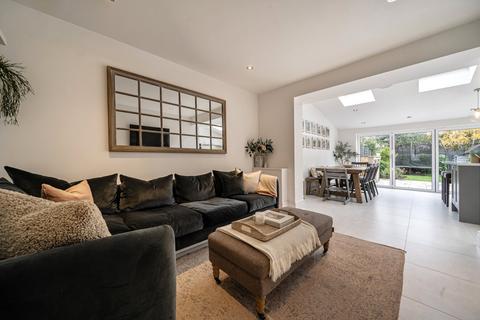3 bedroom semi-detached house for sale, Brook Road, Surrey GU15