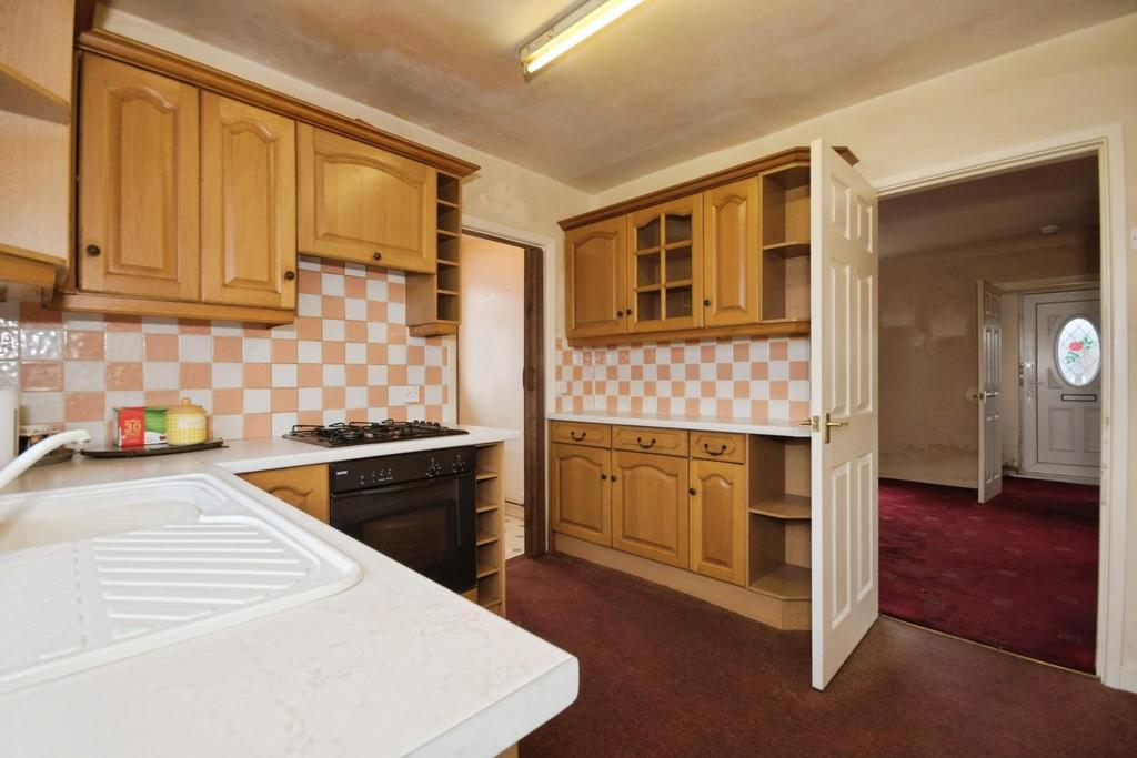 KITCHEN 02.jpg