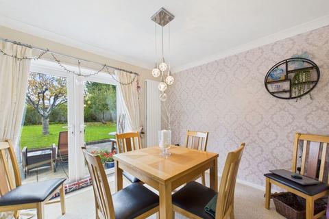 3 bedroom semi-detached house for sale, 8 Farm Close, Whitby
