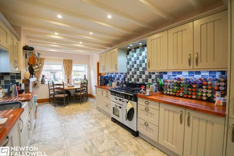 3 bedroom detached house for sale, Main Street, Hayton DN22