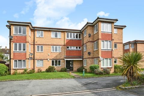 2 bedroom flat to rent, Wickham Lane Welling DA16