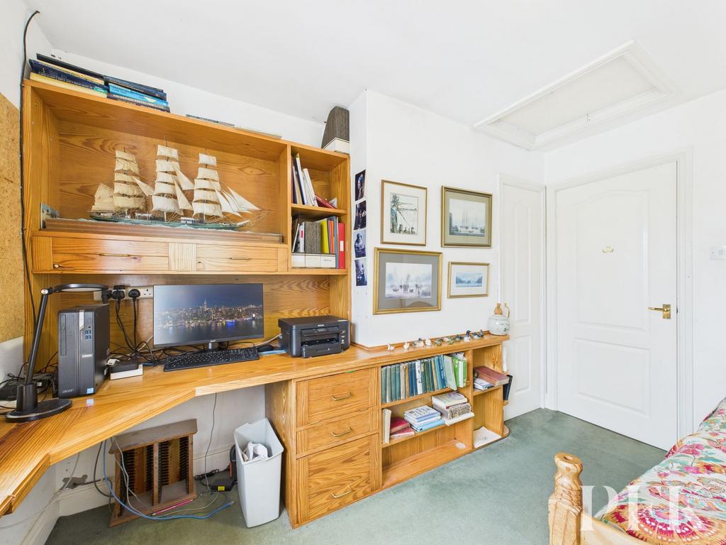 Bedroom 3 / Office