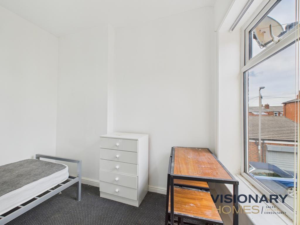 Cam03522 g0 pr0219 still012