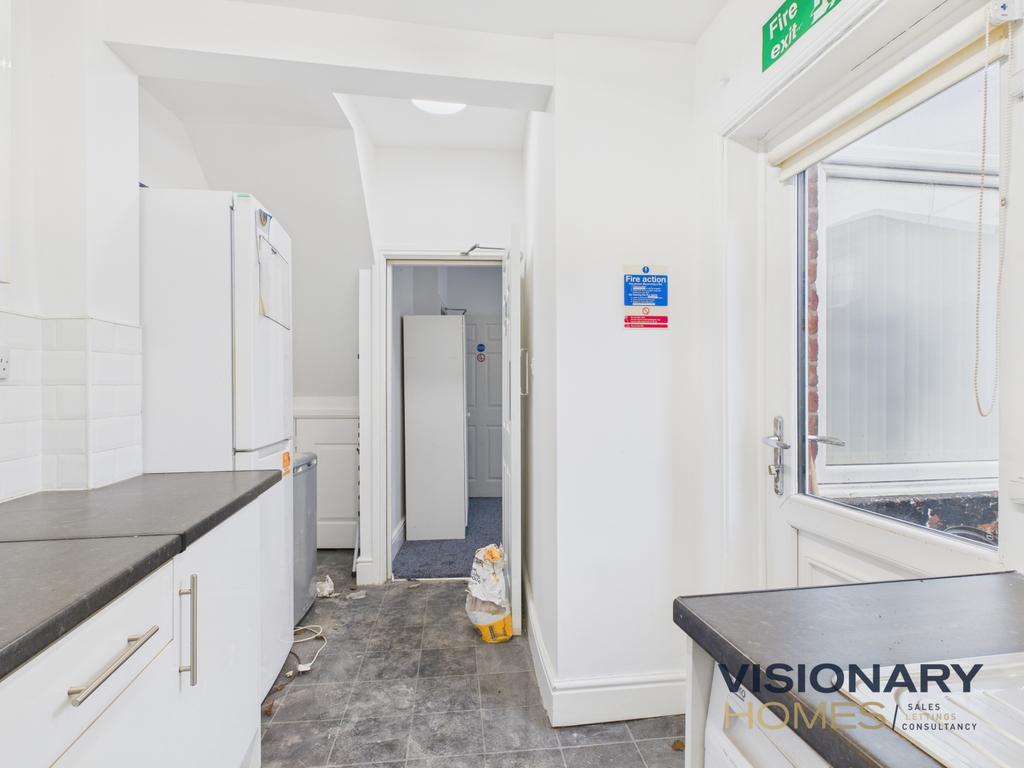 Cam03522 g0 pr0219 still024