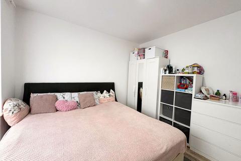 undefined, Oakwood Drive, Edgware, HA8
