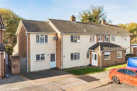 5 bedroom semi-detached house for sale, Hawkenbury, Harlow