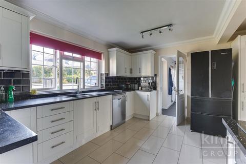 5 bedroom semi-detached house for sale, Hawkenbury, Harlow