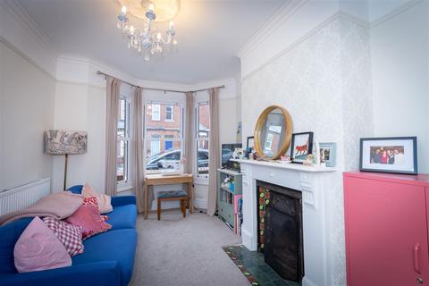 2 bedroom terraced house for sale, Cromer Street, York