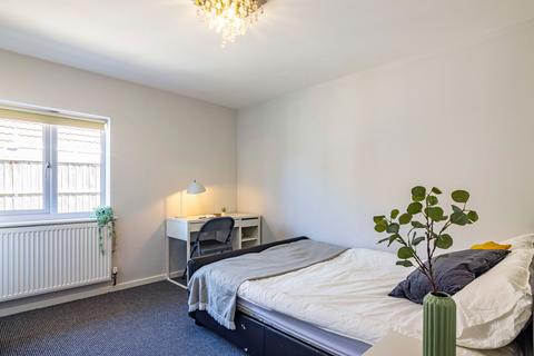 undefined, Hawton Crescent, Nottingham, NG8