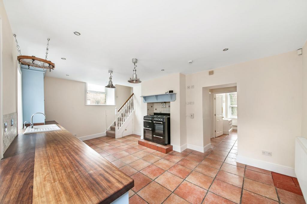 Living dining kitchen