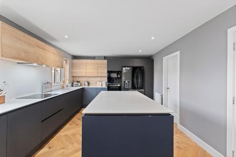 4 bedroom detached house for sale, Badger Meadows, Broxburn, EH52