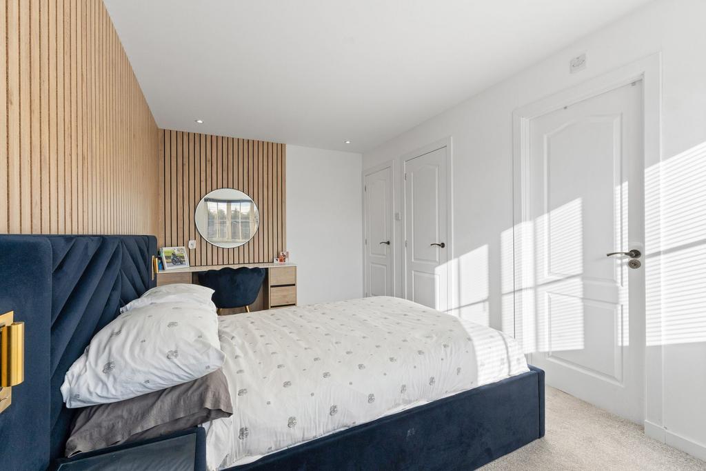 Master Bedroom with En-Suite