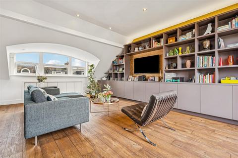 3 bedroom terraced house for sale, Upham Park Road, London, W4