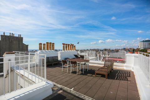 3 bedroom property to rent, Sussex Square, 10 Sussex Square, BN2