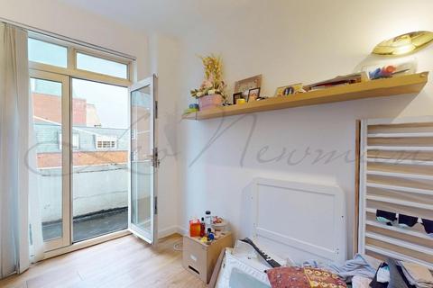 undefined, Oslo Court, St Johns Wood, NW8