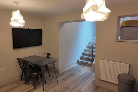 undefined, Gloucester Road, Bristol BS7