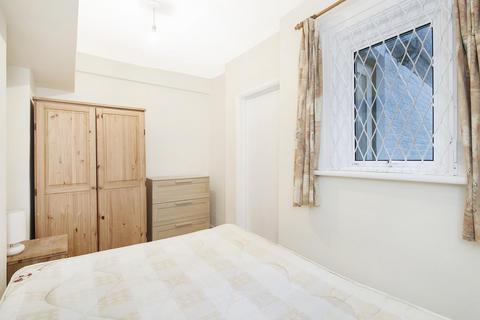 2 bedroom flat to rent, Edith Road, London, W14